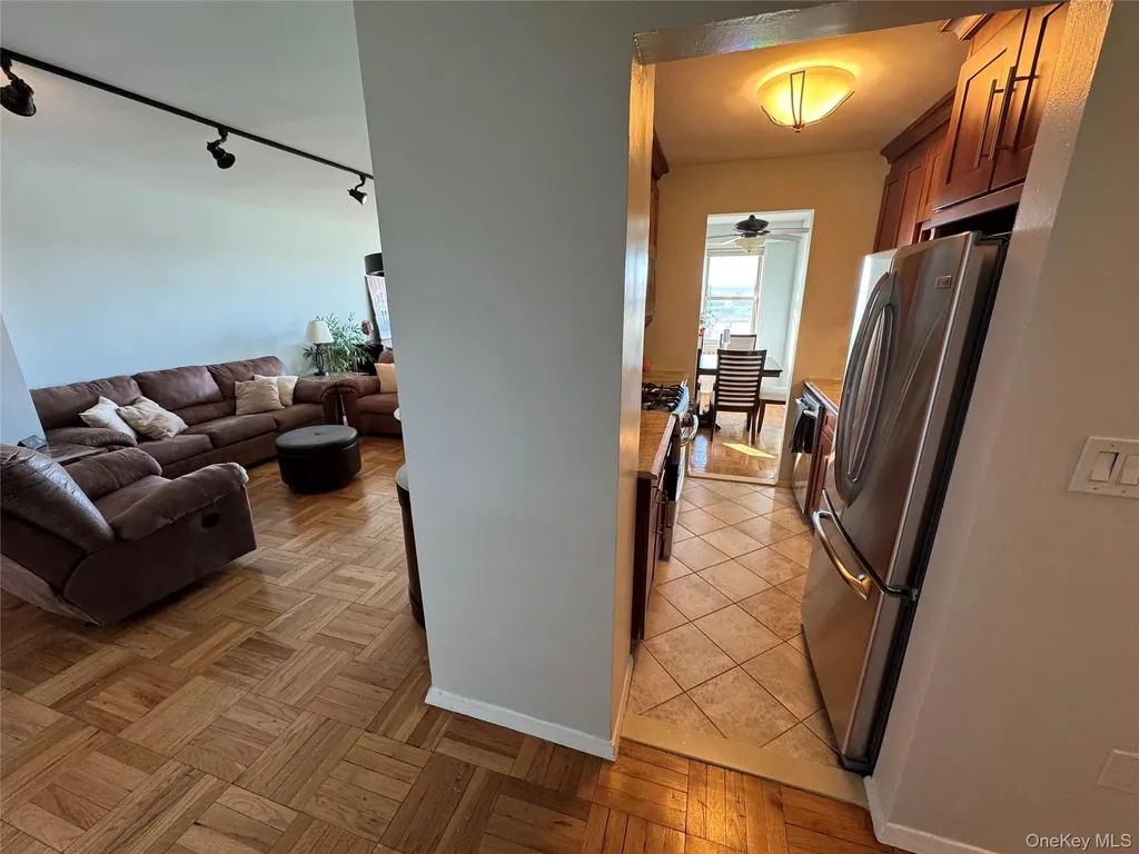1841 Central Park Avenue Yonkers NY 10710