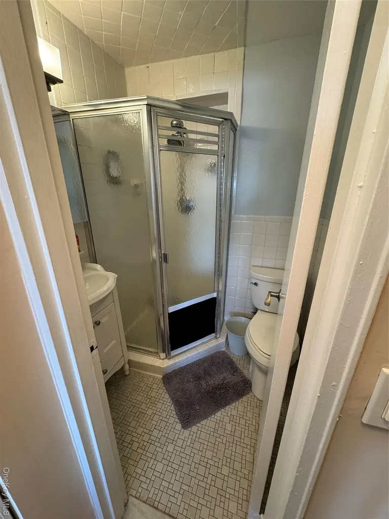 1841 Central Park Avenue Yonkers NY 10710