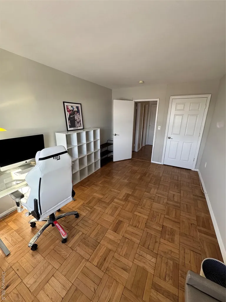 1841 Central Park Avenue Yonkers NY 10710