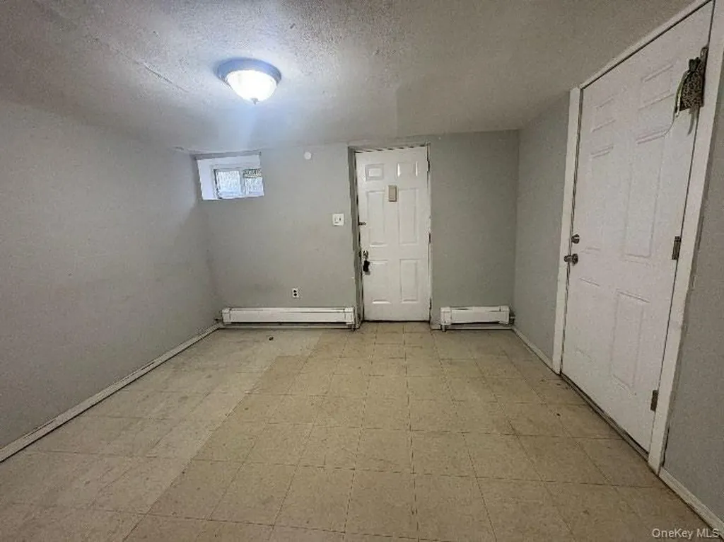 2842 Dahlia Avenue Baldwin NY 11510