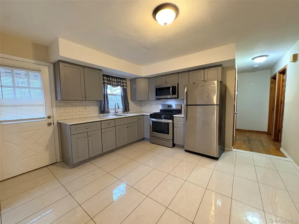 2842 Dahlia Avenue Baldwin NY 11510