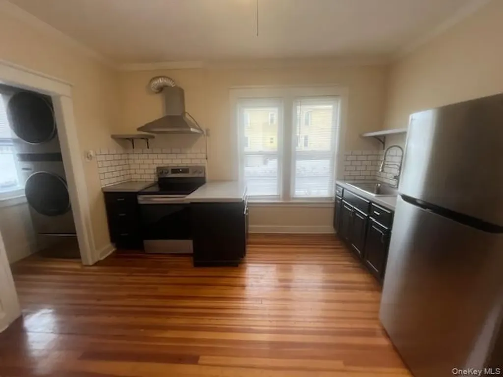 18 Innis Avenue Poughkeepsie NY 12601