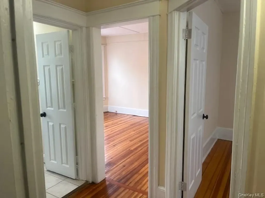 18 Innis Avenue Poughkeepsie NY 12601