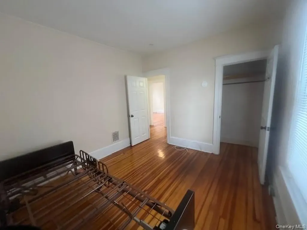 18 Innis Avenue Poughkeepsie NY 12601