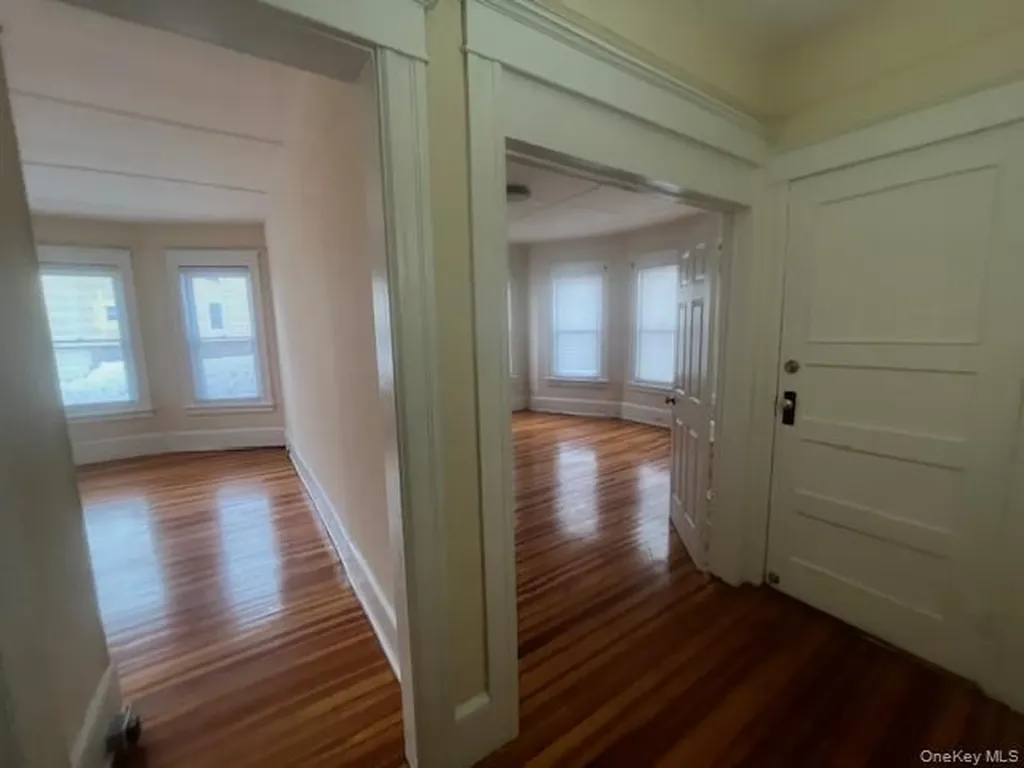 18 Innis Avenue Poughkeepsie NY 12601