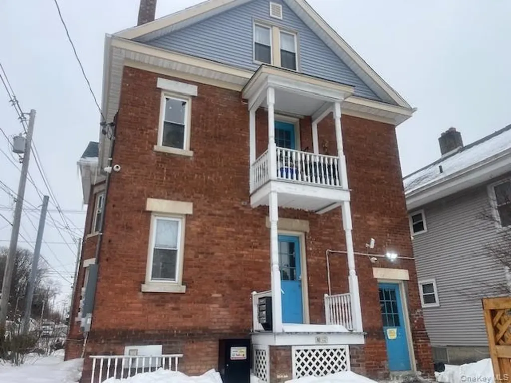 18 Innis Avenue Poughkeepsie NY 12601