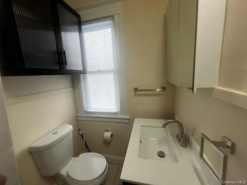 18 Innis Avenue Poughkeepsie NY 12601