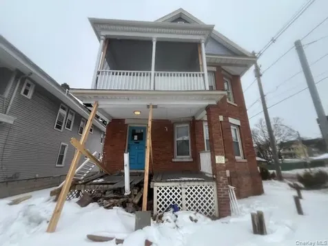 18 Innis Avenue Poughkeepsie NY 12601