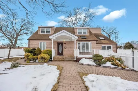 361 S 16th Street Lindenhurst NY 11757