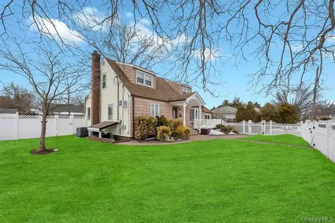 361 S 16th Street Lindenhurst NY 11757