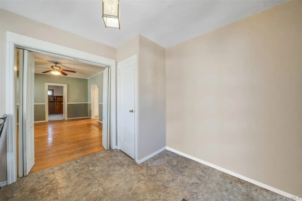 21 Park Avenue Malverne NY 11565