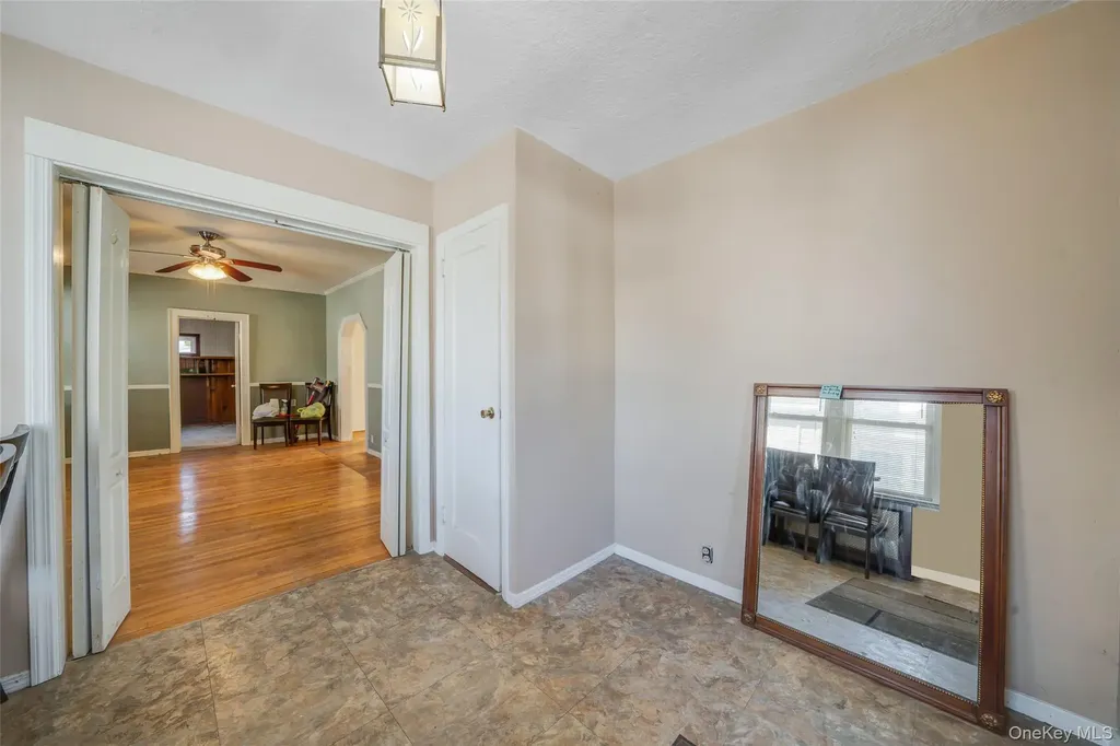 21 Park Avenue Malverne NY 11565