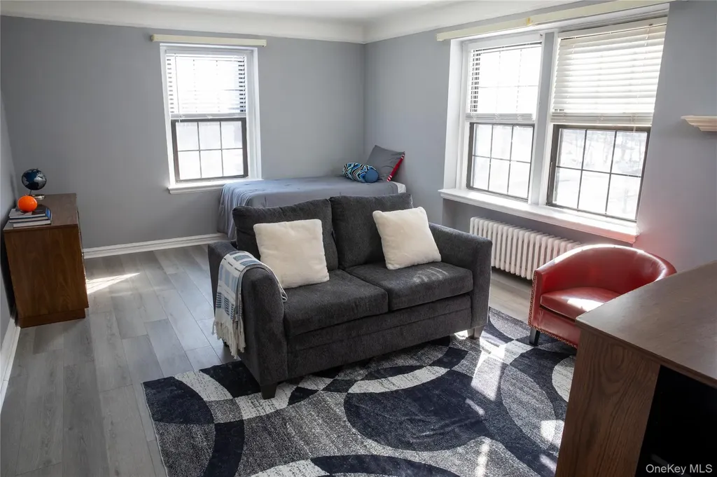 178 Garth Road Scarsdale NY 10583