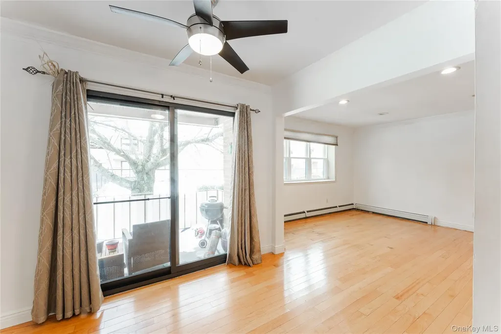 14 Florence Freeport NY 11520
