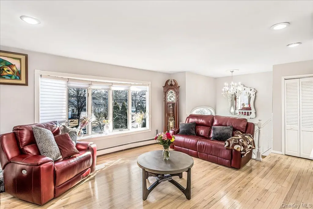 85 Unqua Road Massapequa NY 11758