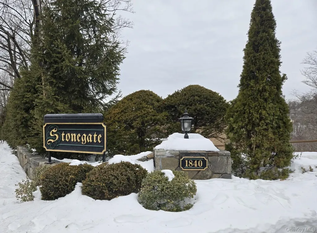 1840 Crompond Road Peekskill NY 10566