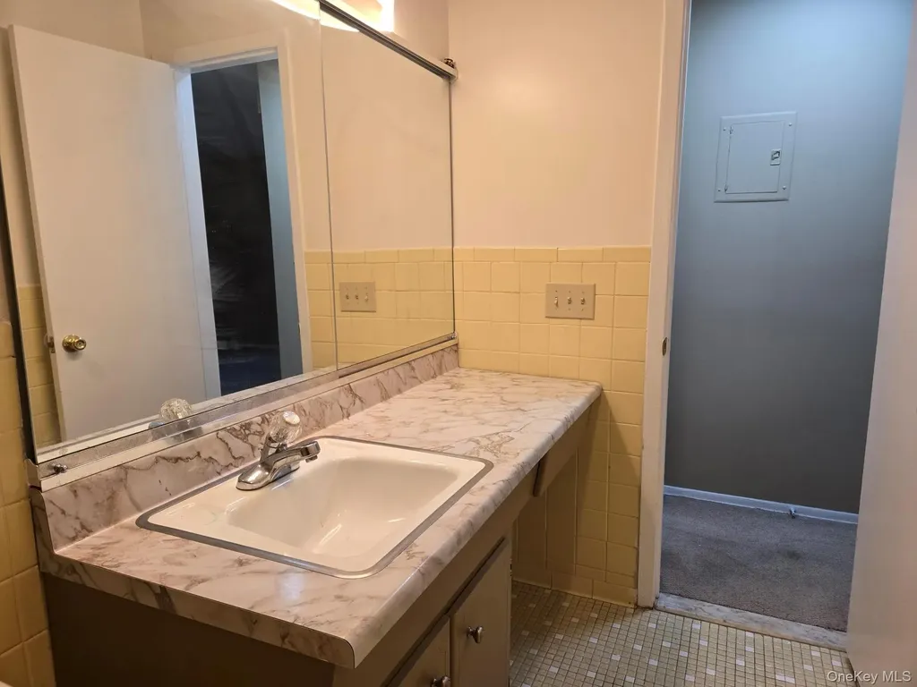 1840 Crompond Road Peekskill NY 10566
