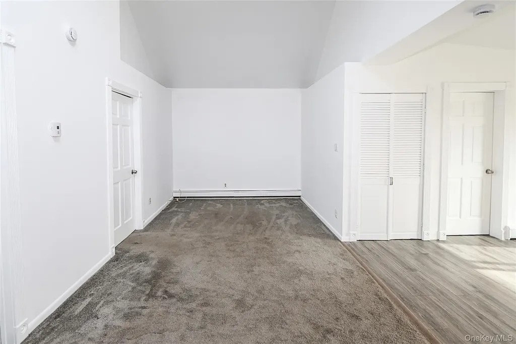 75 Maxwell Avenue Oyster Bay NY 11771