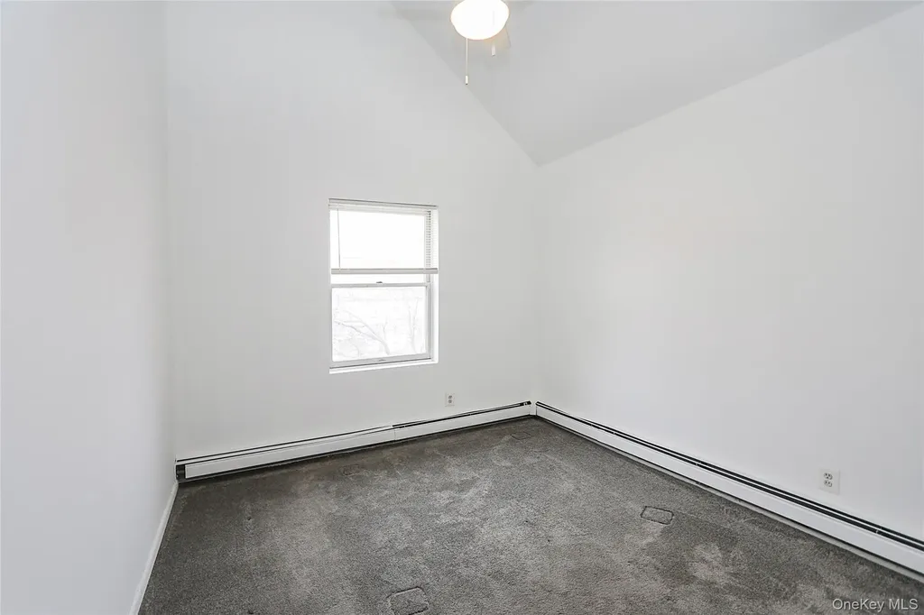 75 Maxwell Avenue Oyster Bay NY 11771