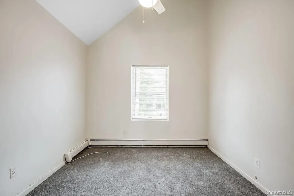 75 Maxwell Avenue Oyster Bay NY 11771