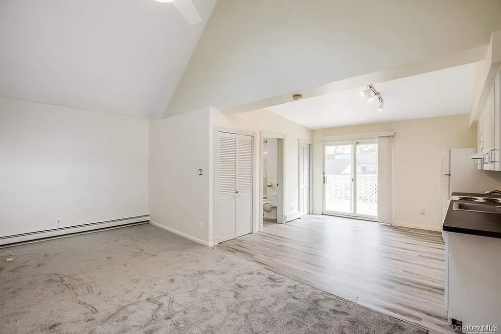 75 Maxwell Avenue Oyster Bay NY 11771