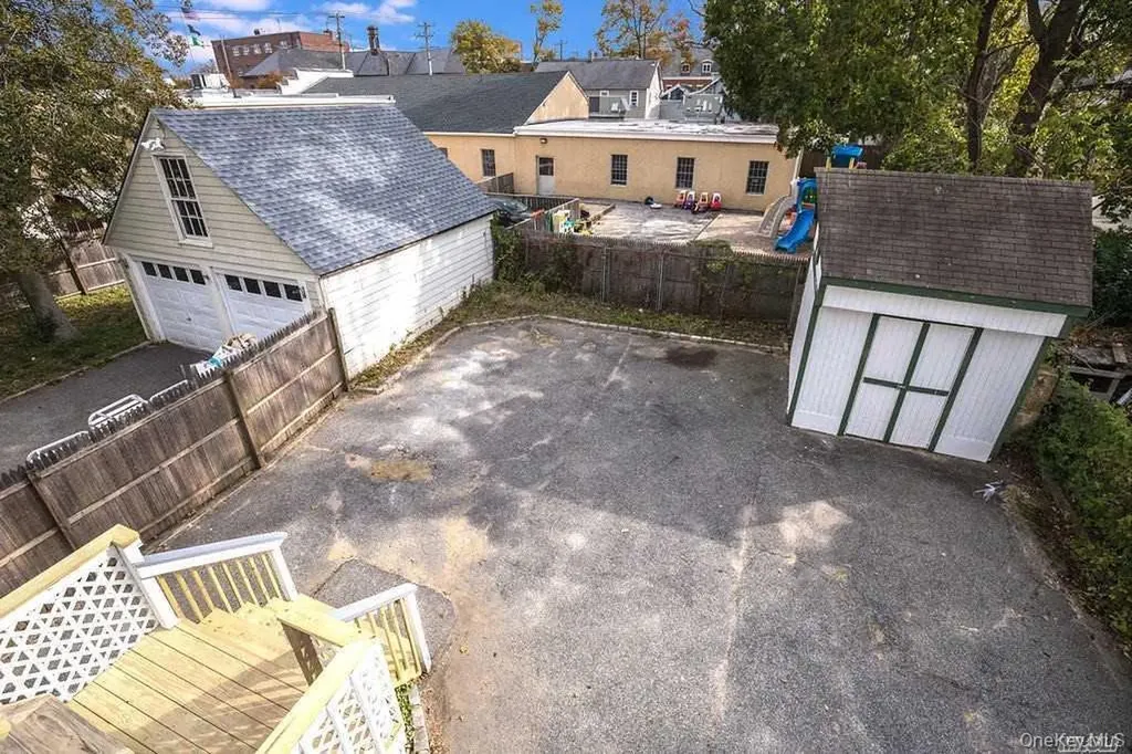 75 Maxwell Avenue Oyster Bay NY 11771