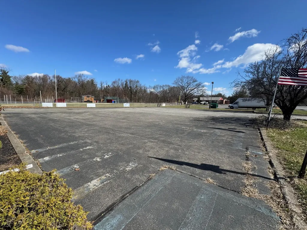 6100 Route 209 Kerhonkson NY 12446