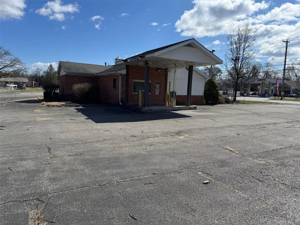 6100 Route 209 Kerhonkson NY 12446