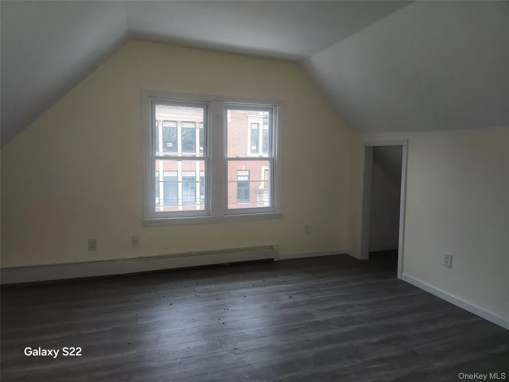 110 S 6th Avenue Mount Vernon NY 10550