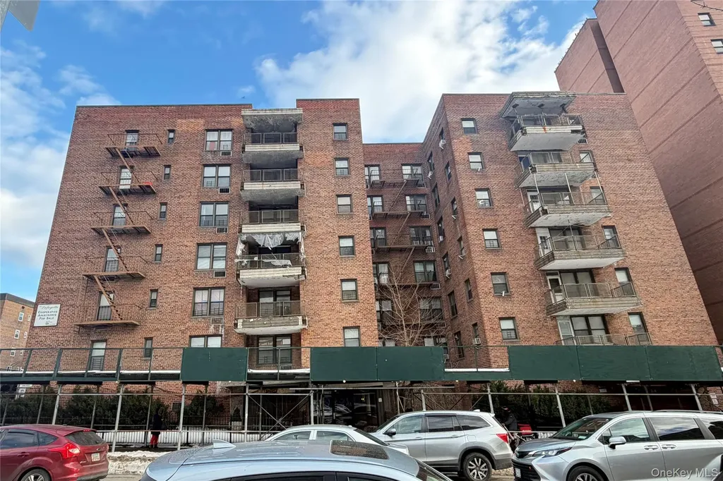13870 Elder Avenue Flushing NY 11355