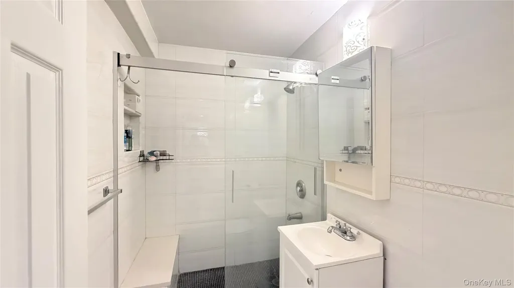13870 Elder Avenue Flushing NY 11355