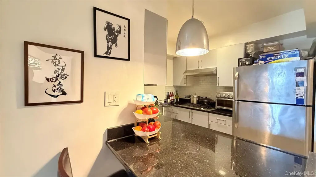 13870 Elder Avenue Flushing NY 11355