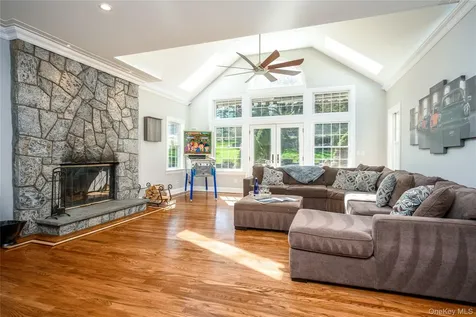 178 Hirst Road Briarcliff Manor NY 10510
