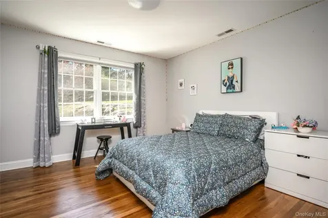 178 Hirst Road Briarcliff Manor NY 10510