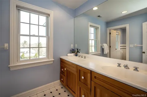 178 Hirst Road Briarcliff Manor NY 10510