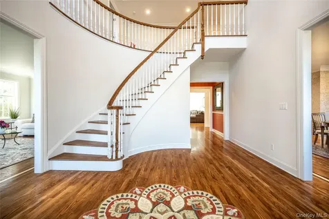 178 Hirst Road Briarcliff Manor NY 10510