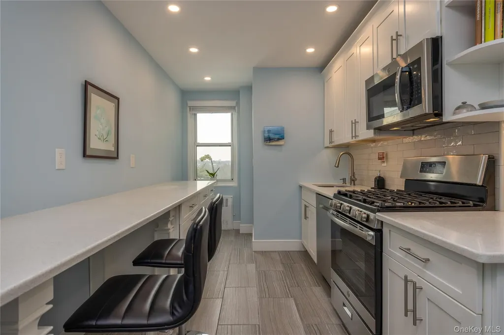 900 Palmer Road Bronxville NY 10708