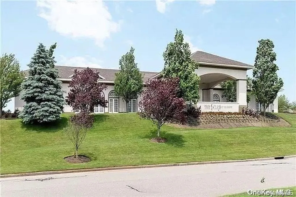 833 Madeira Boulevard Melville NY 11747