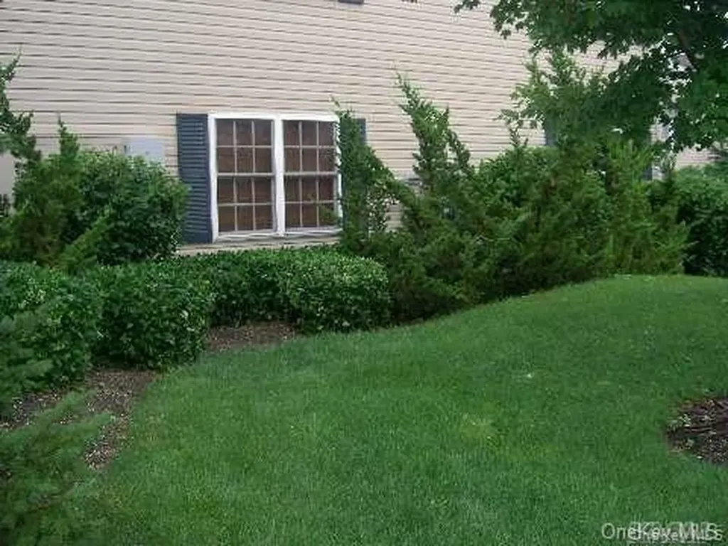 833 Madeira Boulevard Melville NY 11747