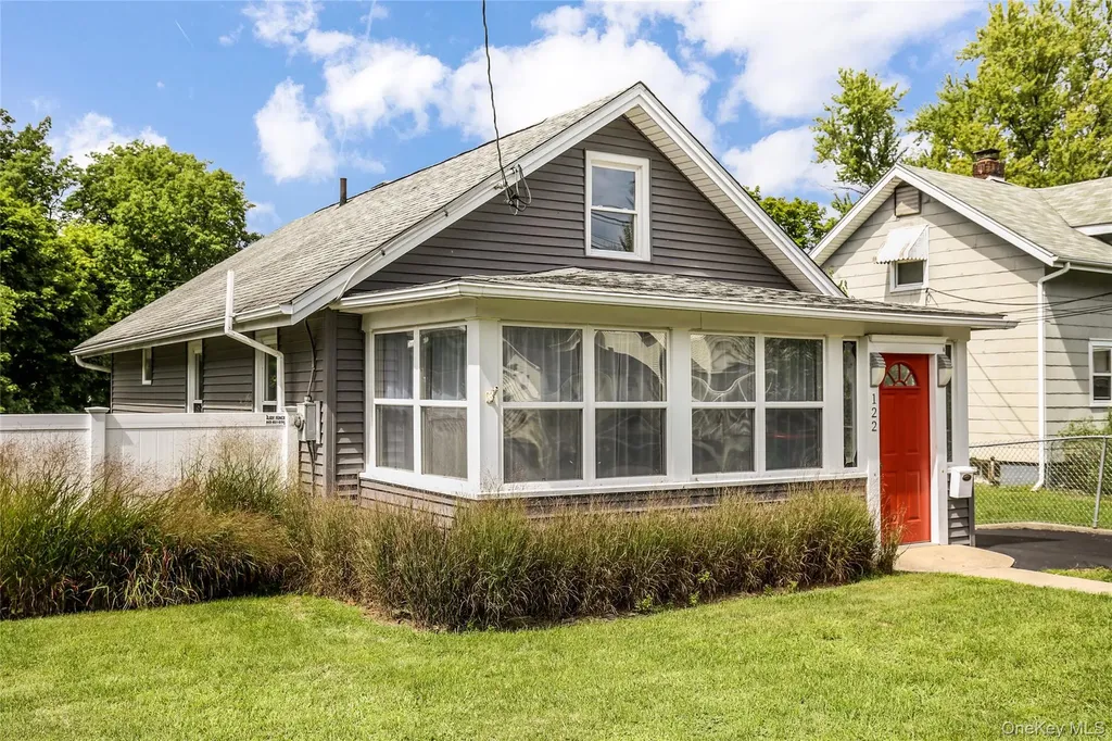122 Washington Avenue Beacon NY 12508