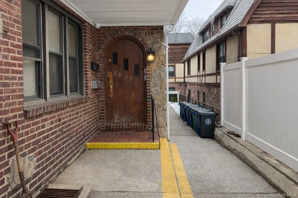35-25 190th Street Flushing NY 11358
