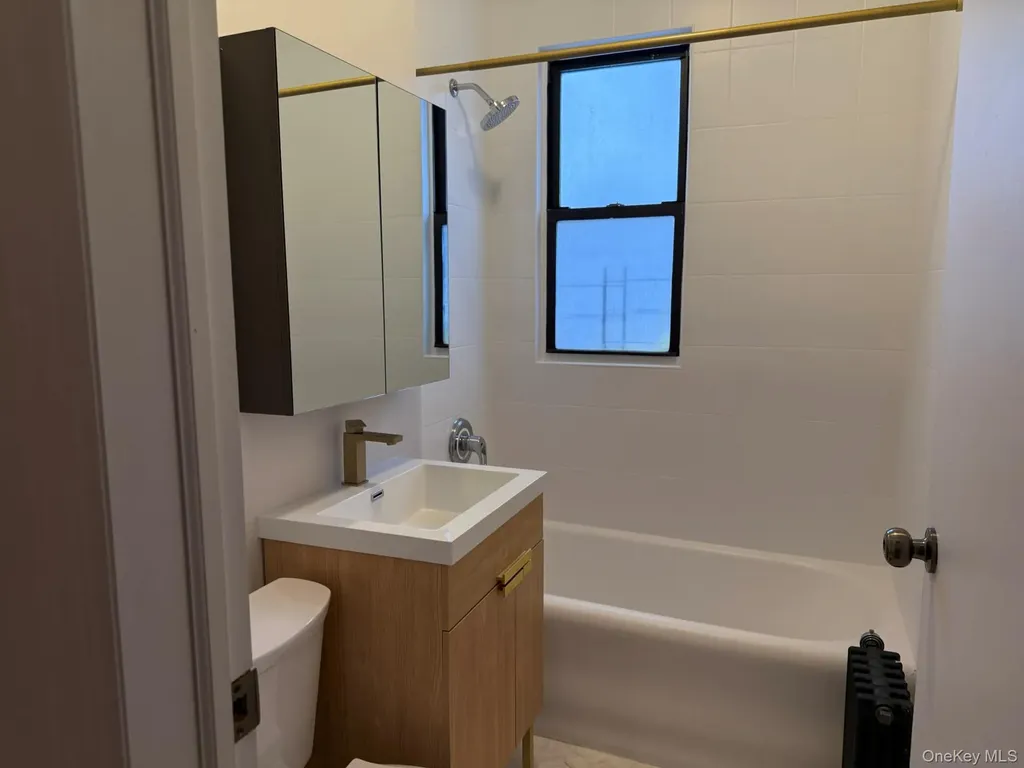 35-25 190th Street Flushing NY 11358