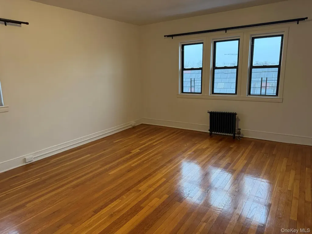 35-25 190th Street Flushing NY 11358
