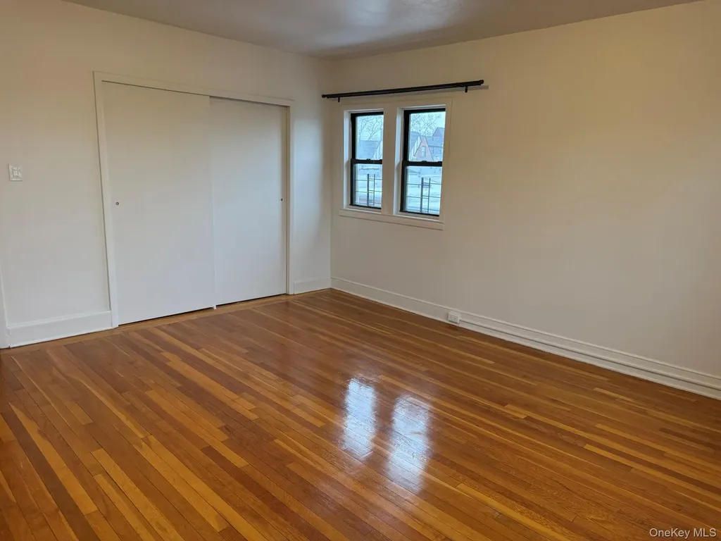 35-25 190th Street Flushing NY 11358