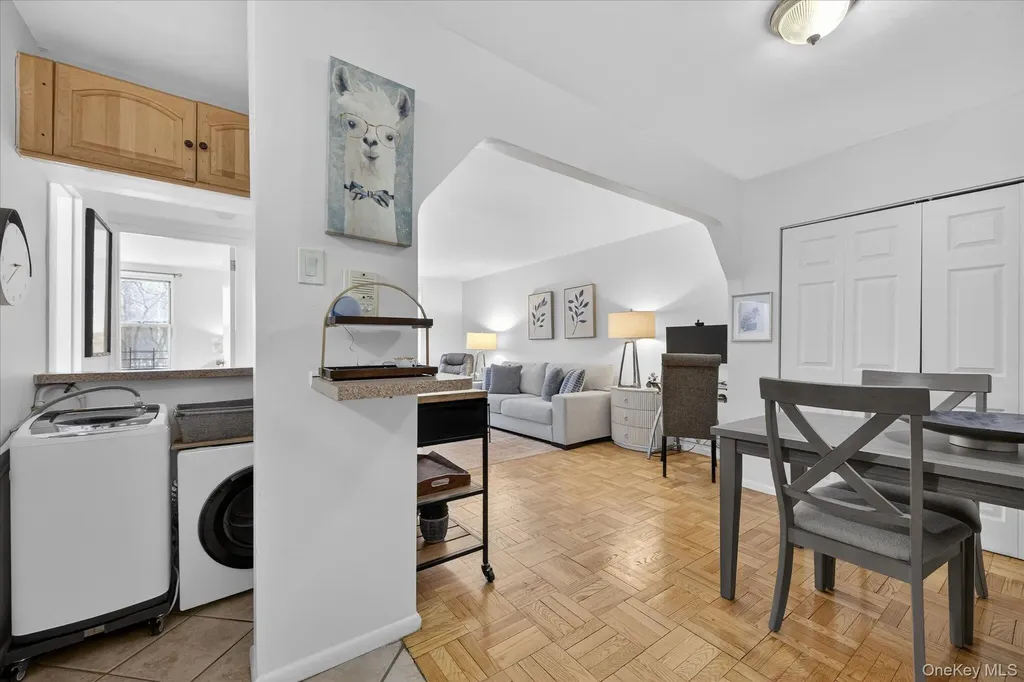 6535 Broadway Bronx NY 10471