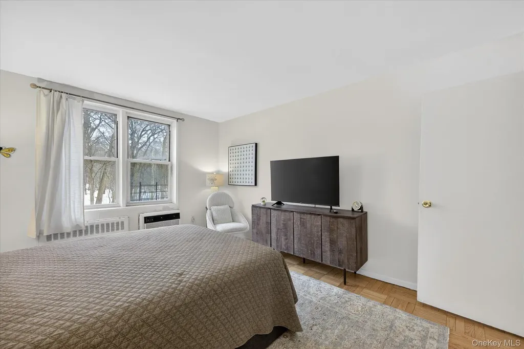 6535 Broadway Bronx NY 10471
