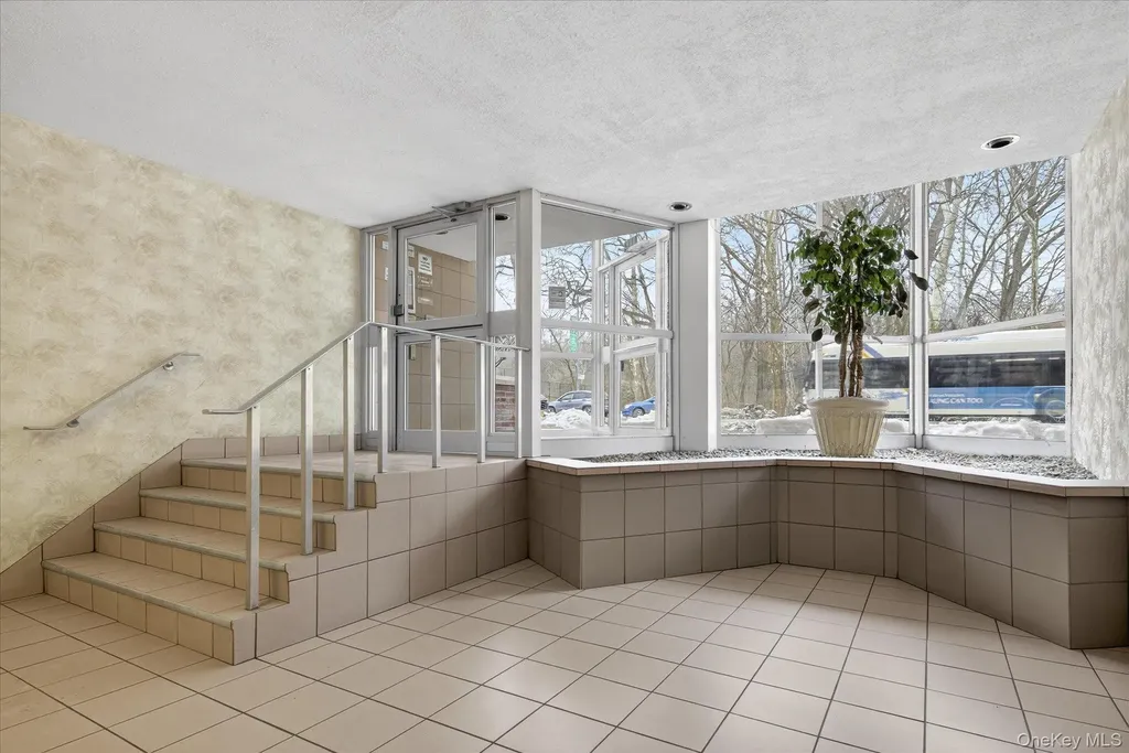 6535 Broadway Bronx NY 10471