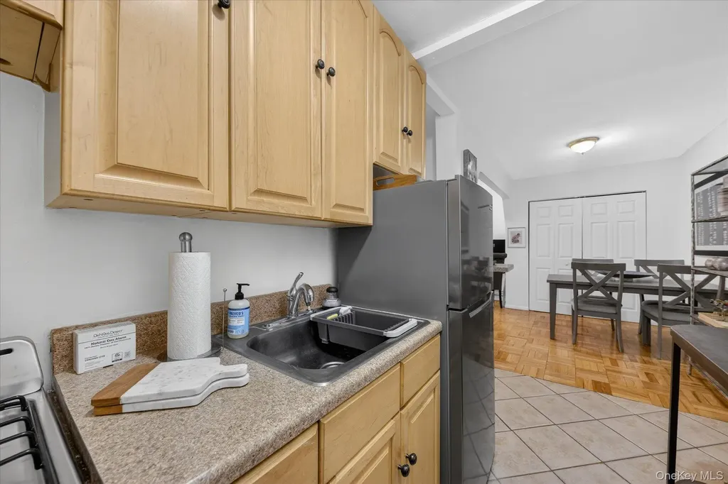 6535 Broadway Bronx NY 10471