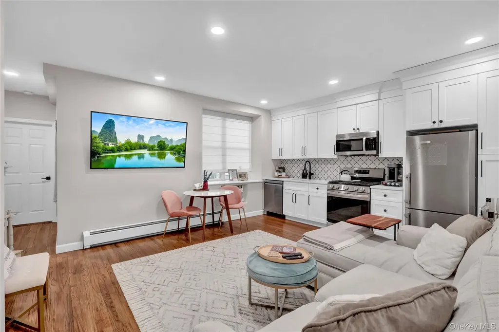 25 W Broadway Long Beach NY 11561