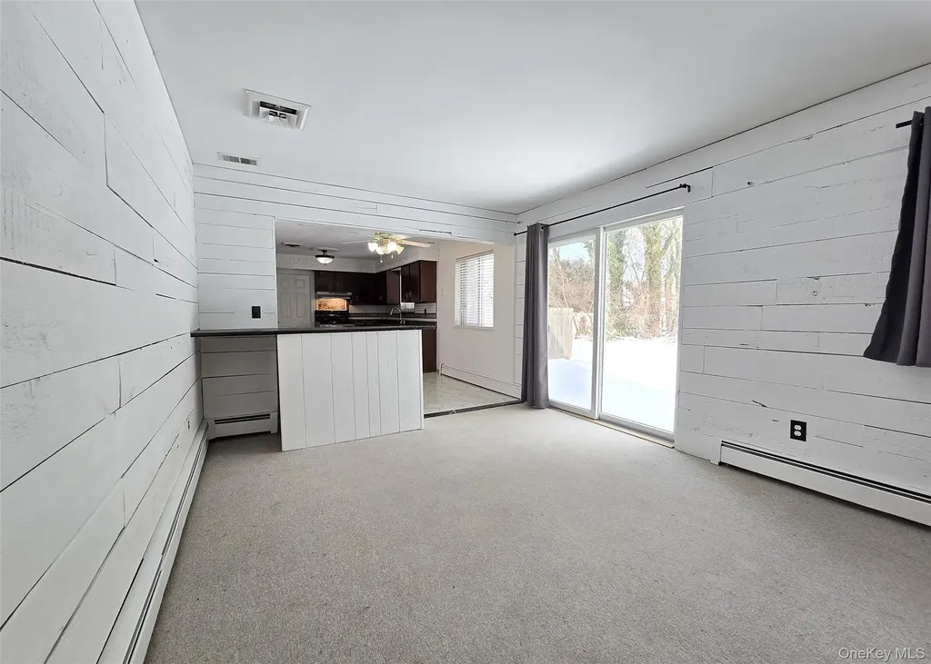 43 Fallen Leaf Road Holbrook NY 11741